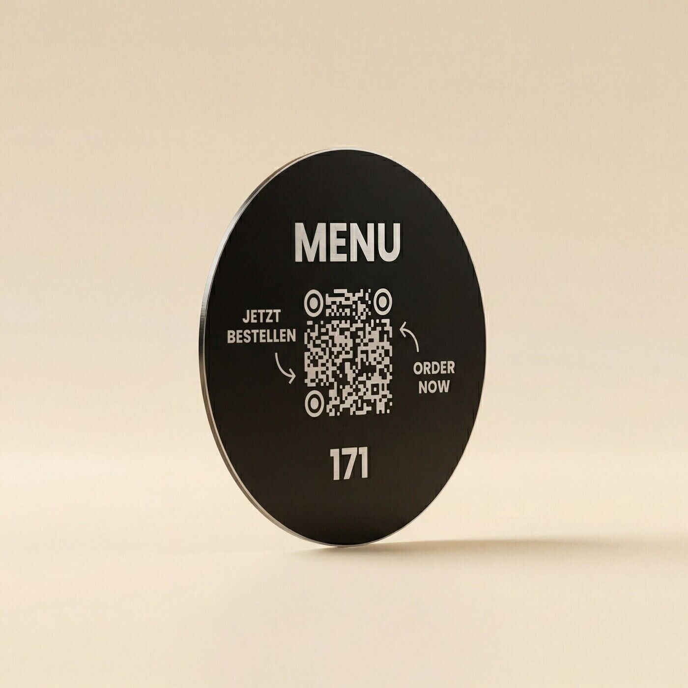 Schwarzer Edelstahl-Aufkleber mit QR-Code